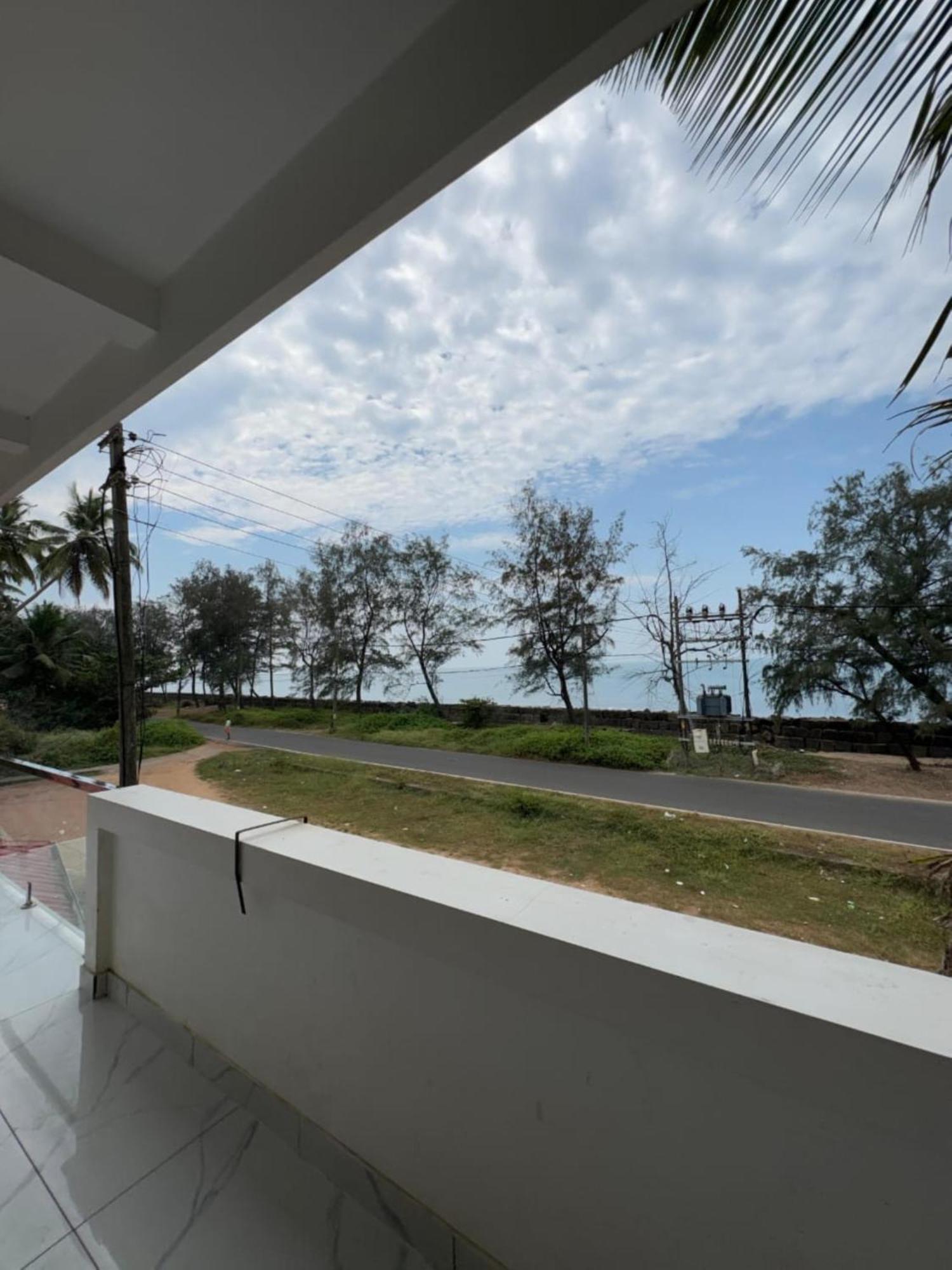 Appu'S Nido Hotel Pallipuram ภายนอก รูปภาพ